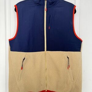FINAL PRICE - Men's Navy and Tan Fleece Vest